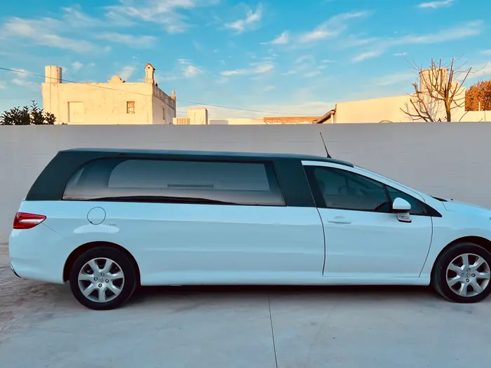 Peugeot 408 - Imagen 1